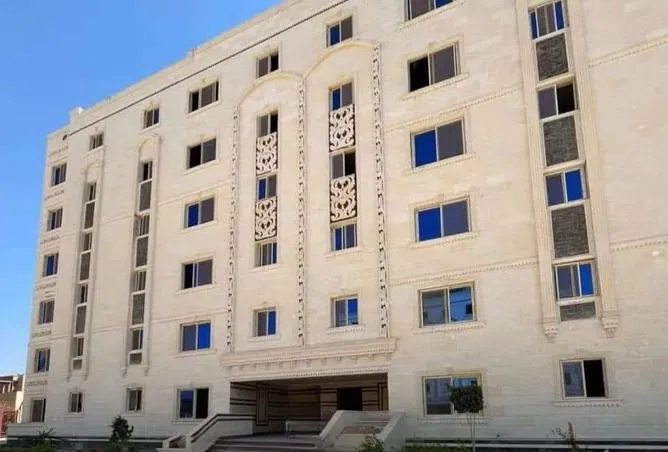 3-bedroom apartment 90 m² for sale in Badr City