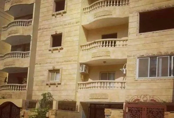 شقة غرفتين 90 م² للبيع في البوابة الثانية - احمس
