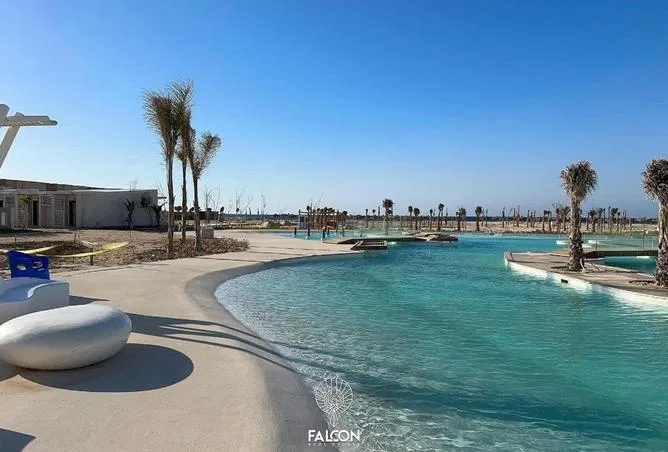 2-bedroom chalet 50 m² for sale in Amwaj