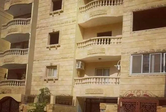 شقة 3 غرف 135 م² للبيع في البوابة الثانية - احمس