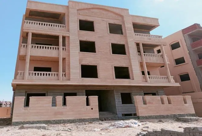 3-bedroom apartment 140 m² for sale in El Motamayez District