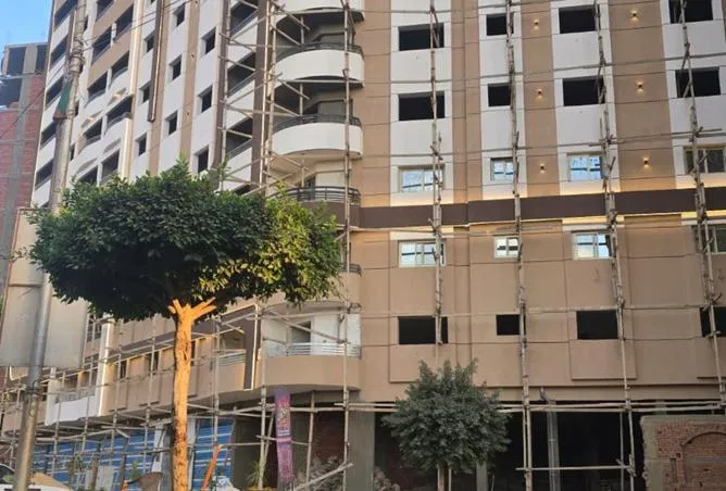 شقة غرفتين 105 م² للبيع في Al Sudan St.