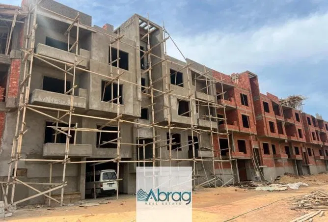 شقة غرفتين 81 م² للبيع في Sheikh Zayed Compounds