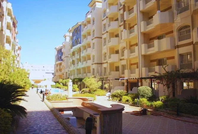 Apartment 50 m² for sale in Arabia Azur Resort