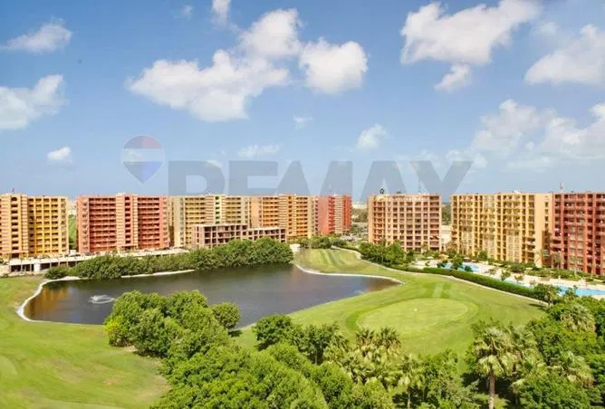 2-bedroom chalet 60 m² for sale in Golf Porto Marina