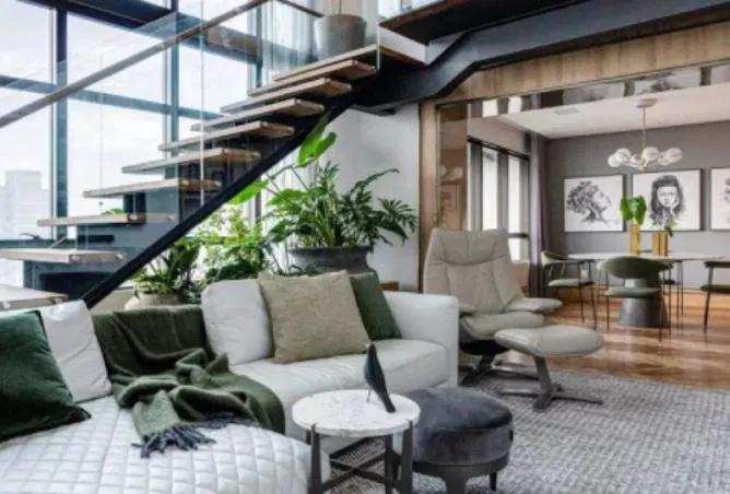 3-bedroom penthouse 190 m² for sale in Village West