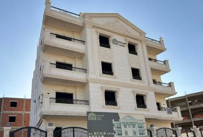 شقة 3 غرف 220 م² للبيع في Al Nawadi St