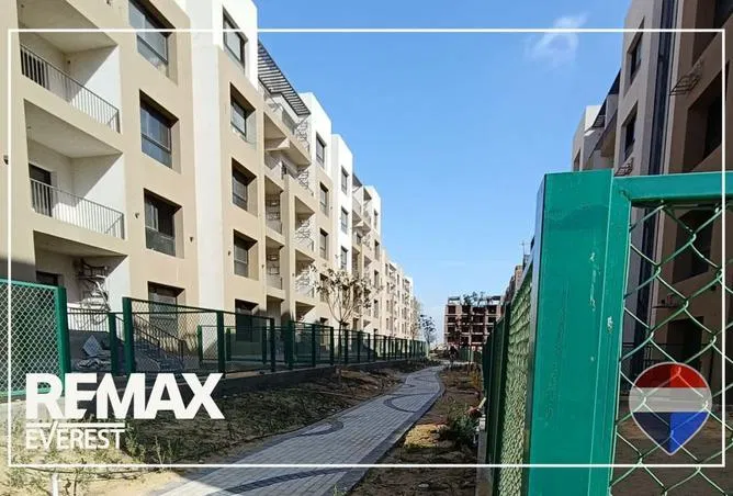 شقة 75 م² للبيع في حي الاشجار، Ashgar Residence