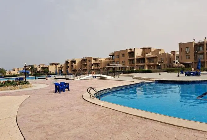 hotel_apartment 41 م² للبيع في Al Ain Al Sokhna