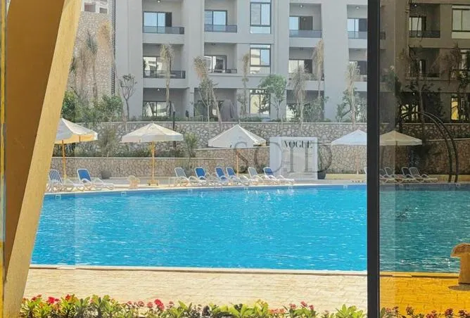 شقة غرفتين 86 م² للبيع في سكاي سيتي، سكاي سيتى