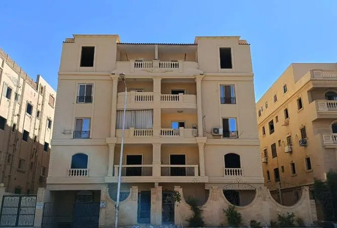 3-bedroom apartment 196 m² for sale in 6th Area East