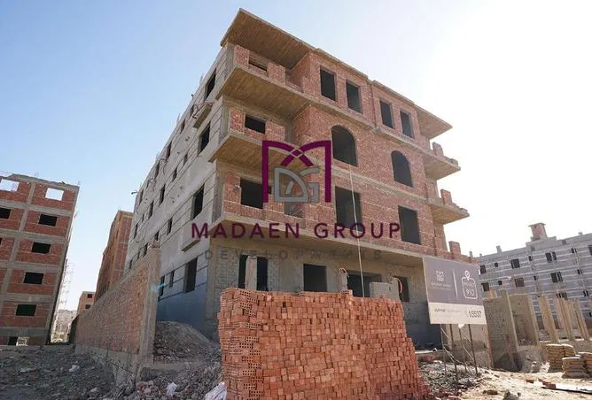 3-bedroom apartment 178 m² for sale in Bait Al Watan Al Takmely
