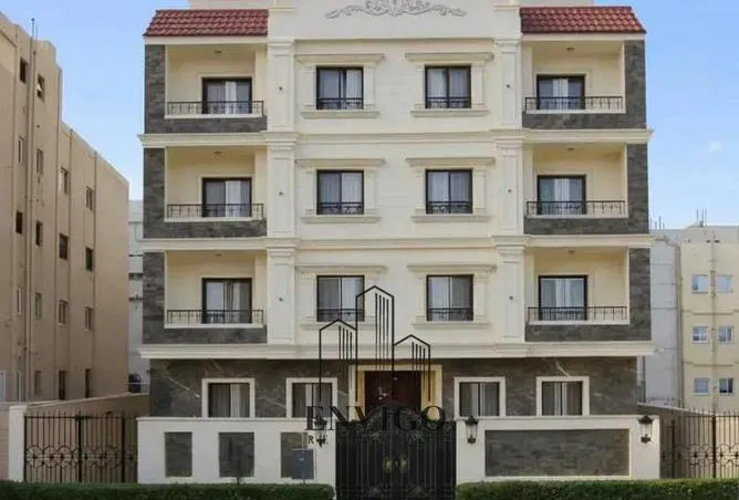 3-bedroom apartment 155 m² for sale in North Teseen St.