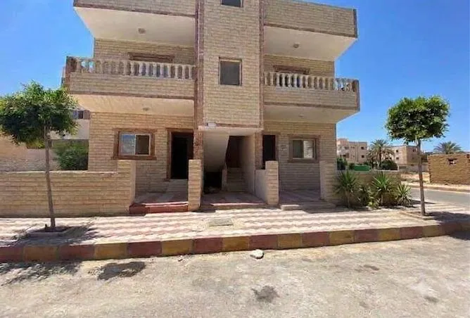 2-bedroom chalet 80 m² for sale in Ras Al Hekma