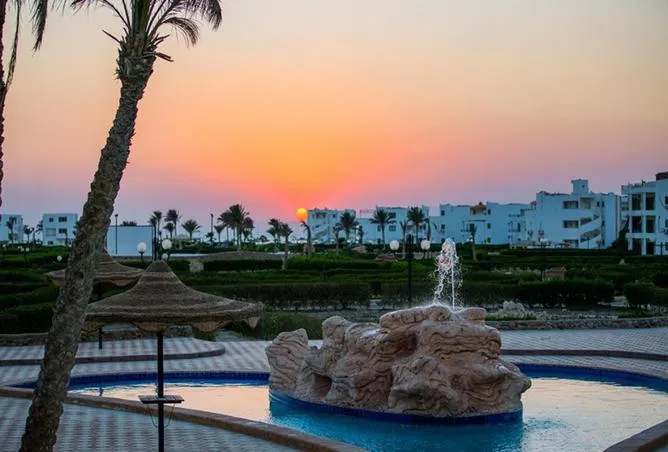 شاليه غرفتين 125 م² للبيع في Golden Beach 1