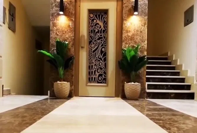 شقة 3 غرف 200 م² للبيع في Beit Alwatan