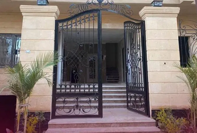 3-bedroom apartment 200 m² for sale in Beit Alwatan