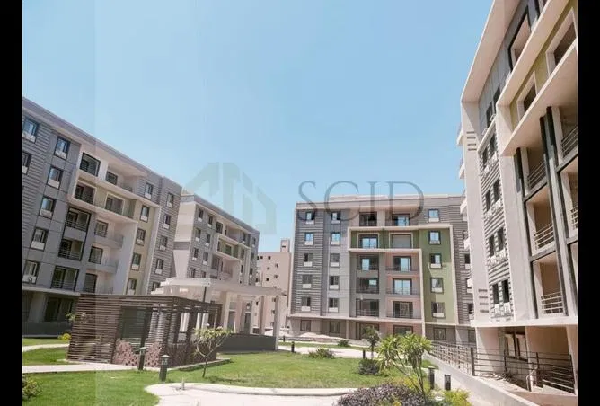 دوبلكس 4 غرف 235 م² للبيع في اشجار سيتي، Garden Gate