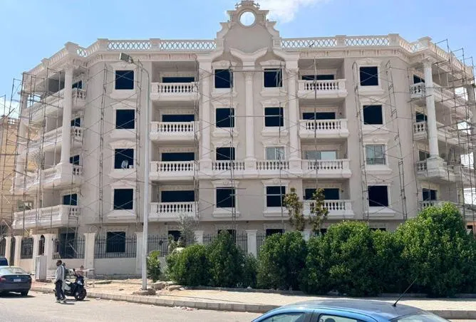 3-bedroom apartment 240 m² for sale in 3rd Neighborhood