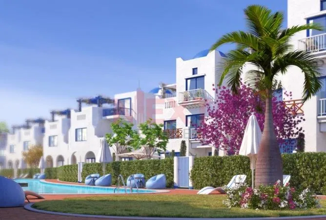 شاليه غرفتين 91 م² للبيع في EKO Resort