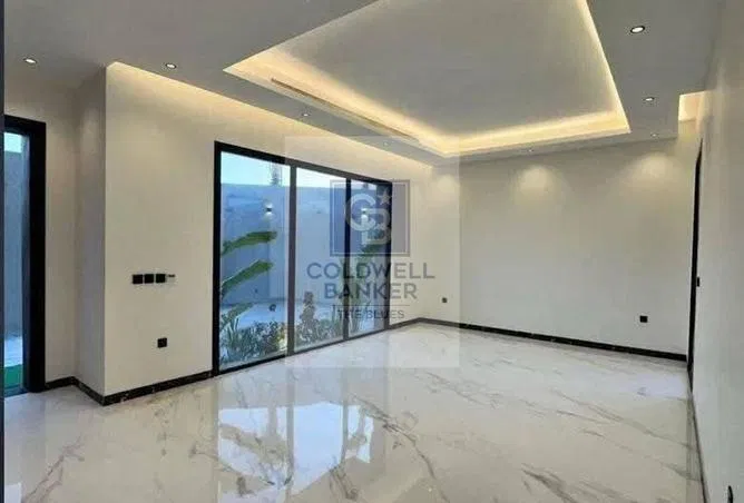 3-bedroom apartment 164 m² for sale in El Patio Oro
