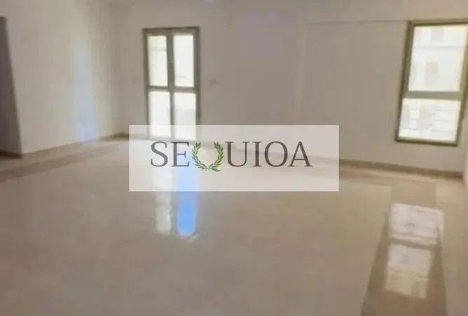 شقة 3 غرف 120 م² للبيع في T Residence