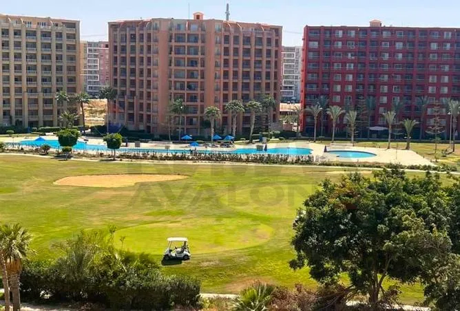 شاليه غرفتين 90 م² للبيع في جولف بورتو مارينا