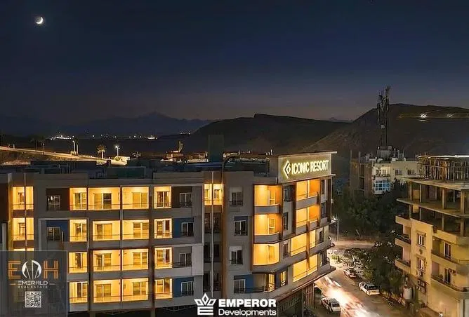 2-bedroom apartment 104 m² for sale in El Hadaba District