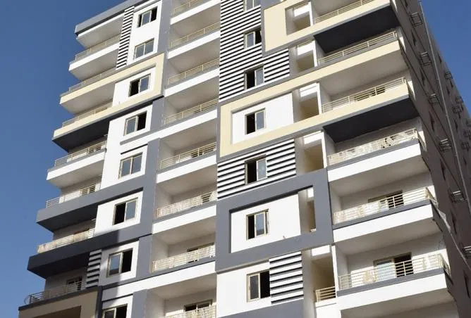 3-bedroom apartment 146 m² for sale in Degla, Zahraa Al Maadi St.