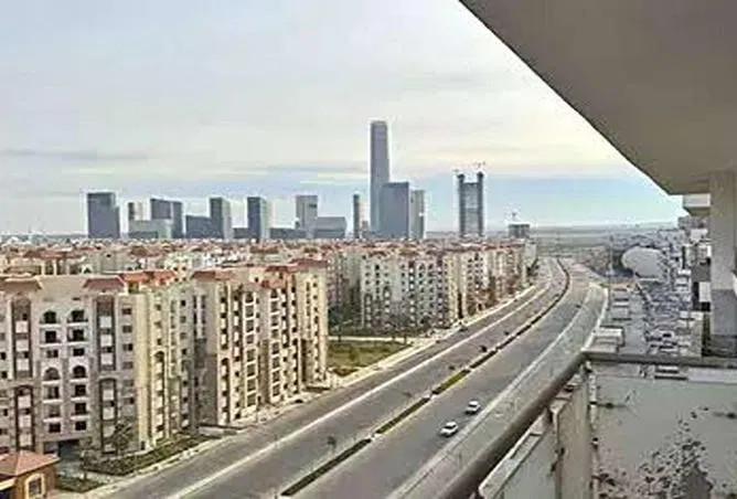2-bedroom apartment 127 m² for sale in New Garden City