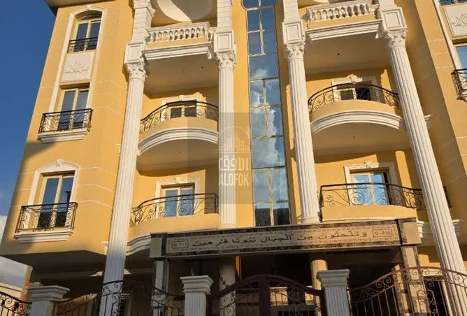 3-bedroom apartment 208 m² for sale in Bait Alwatan
