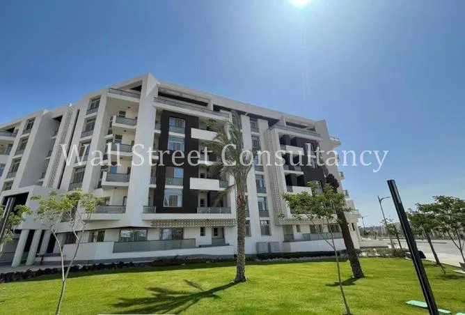 3-bedroom apartment 121 m² for sale in Al Maqsad