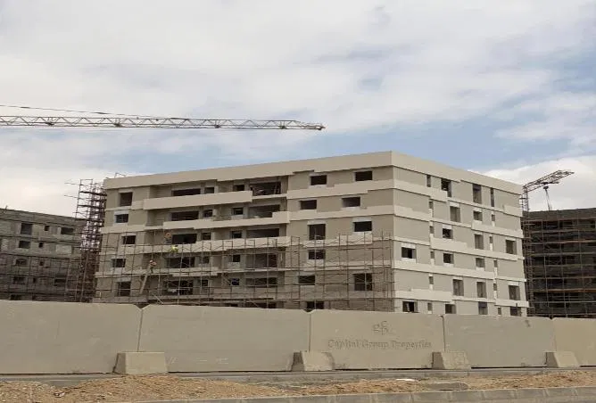 شقة غرفتين 106 م² للبيع في Al Burouj Compound
