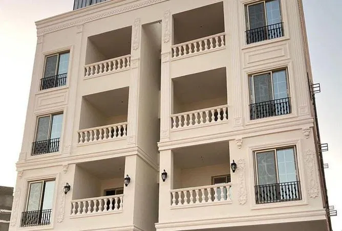 6-bedroom duplex 440 m² for sale in Al Zohor St.