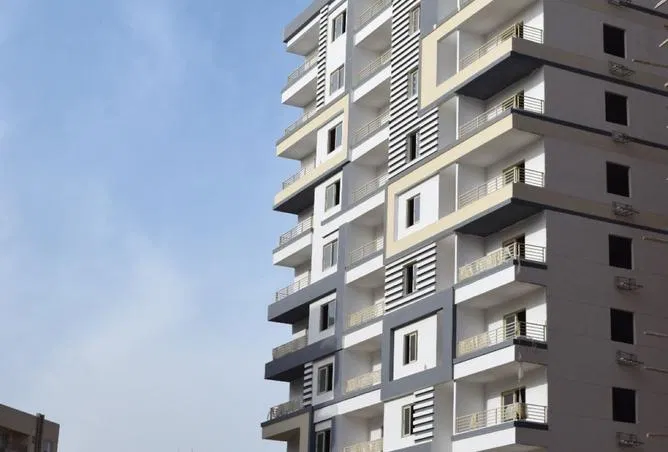 3-bedroom apartment 143 m² for sale in Degla, Zahraa Al Maadi St.