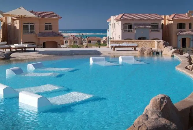 2-bedroom chalet 70 m² for sale in Telal Alamein