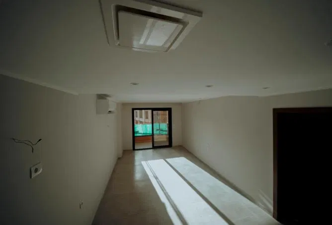 Apartment 61 m² for sale in Atalantis