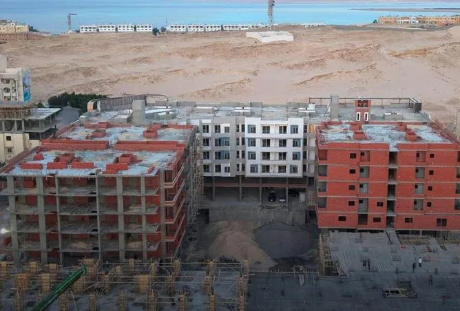 2-bedroom apartment 86 m² for sale in El Hadaba District