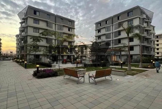 2-bedroom apartment 137 m² for sale in Badya Palm Hills