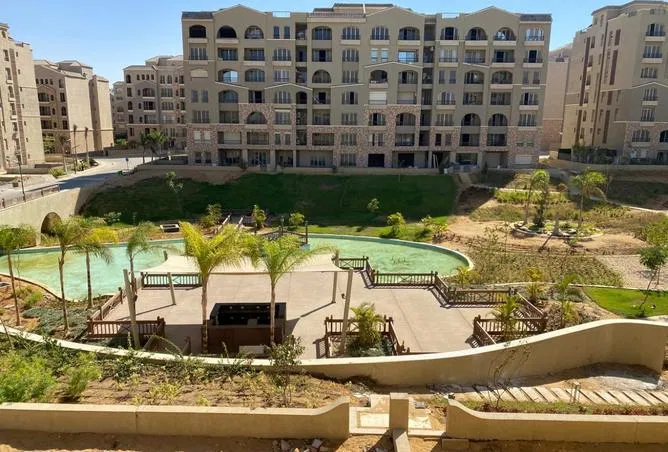 3-bedroom apartment 185 m² for sale in Green Square