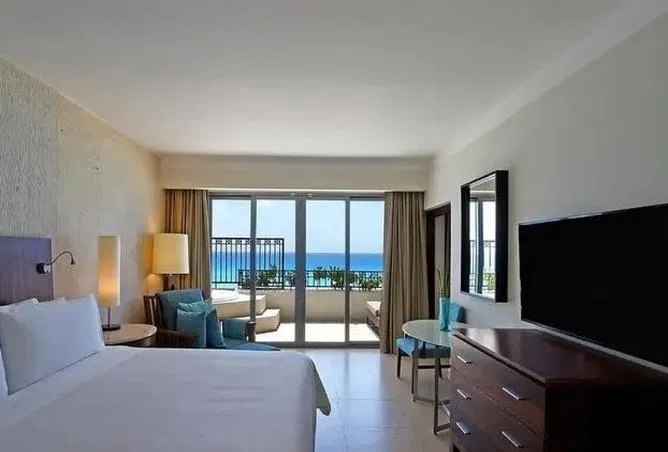 2-bedroom chalet 205 m² for sale in Hacienda West