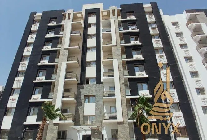 3-bedroom apartment 151 m² for sale in Al Maqsad