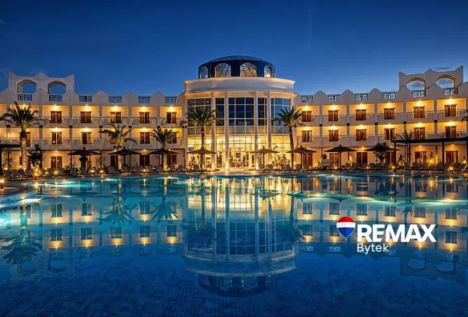 hotel_apartment غرفة 85 م² للبيع في Sahl Hasheesh Resort