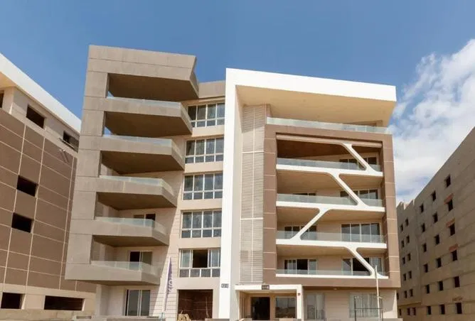 3-bedroom apartment 156 m² for sale in Zizinia Al Mostakbal