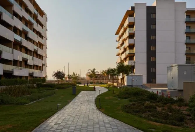 شقة غرفة 70 م² للبيع في Al Burouj Compound