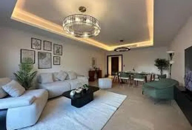 3-bedroom apartment 160 m² for sale in Hadayek October