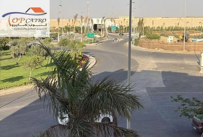 شقة غرفتين 74 م² للبيع في B12