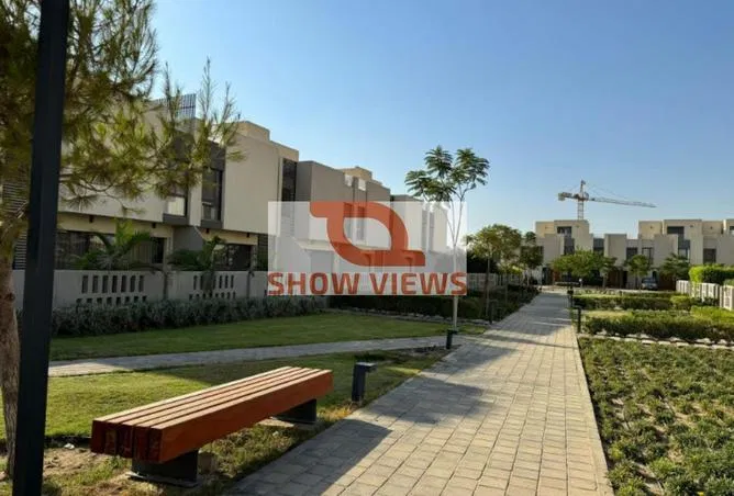 2-bedroom apartment 125 m² for sale in Al Burouj Compound