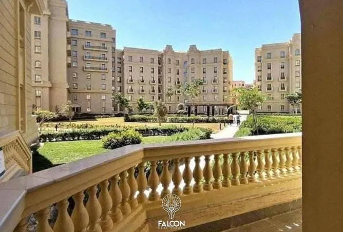 3-bedroom apartment 160 m² for sale in New Garden City