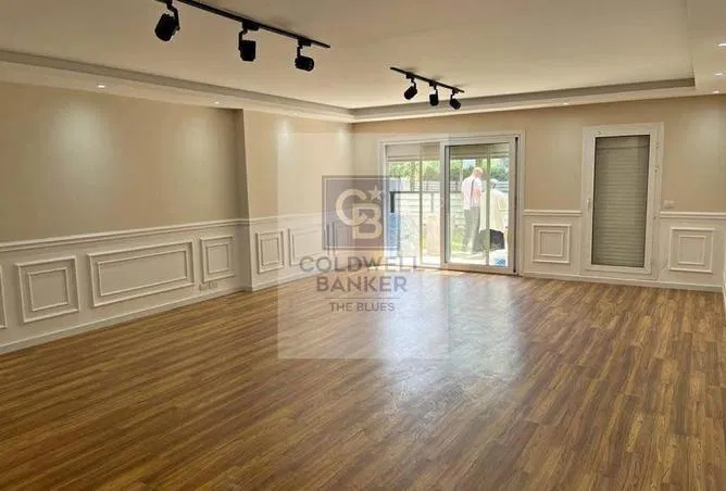 2-bedroom apartment 116 m² for sale in Hyde Park